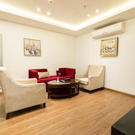Mira Business Hotel Riadh Exterior foto