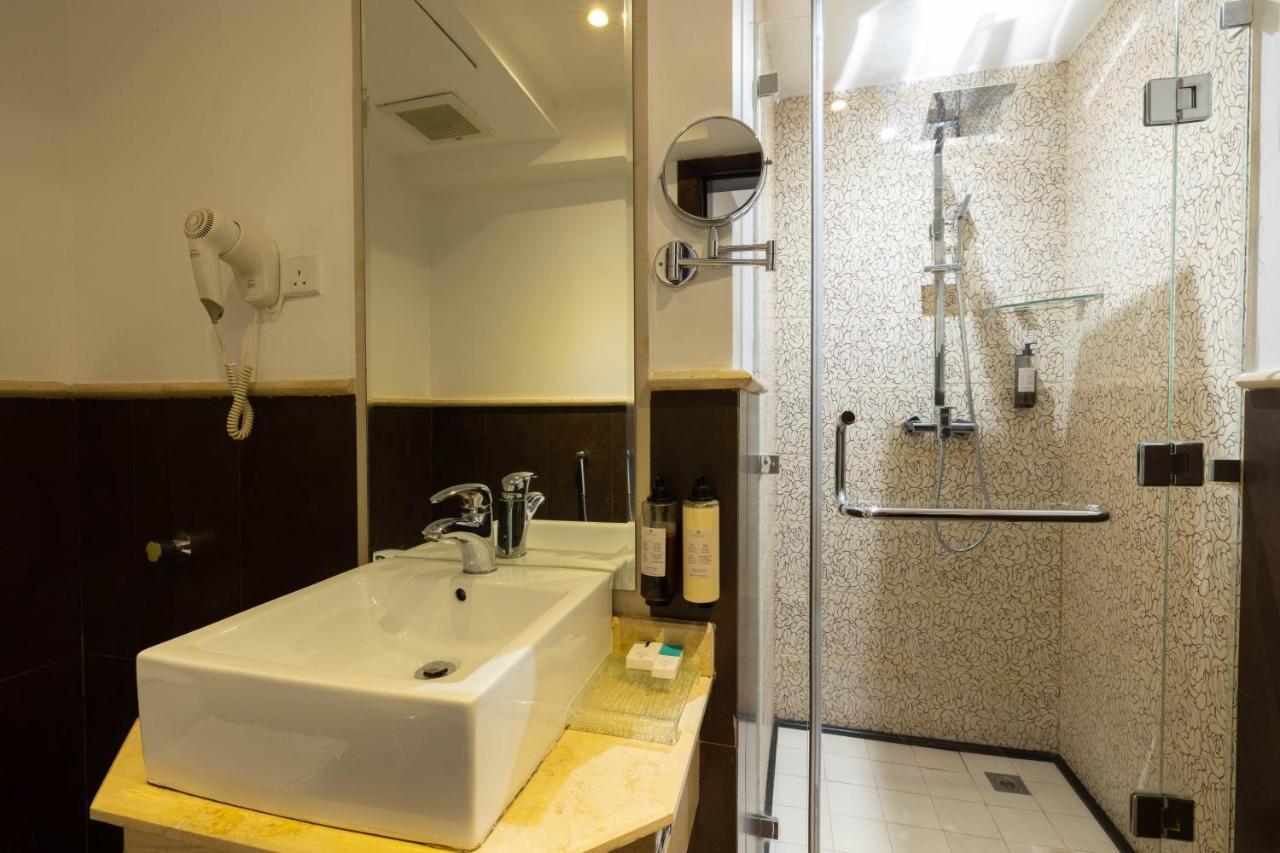 Mira Business Hotel Riadh Exterior foto