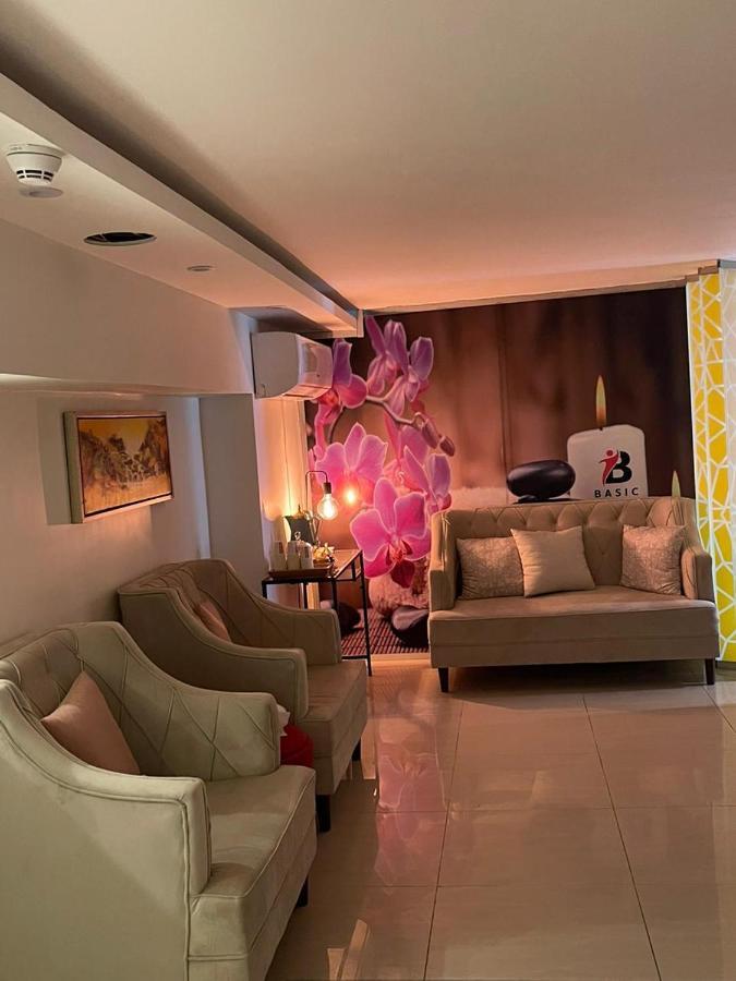 Mira Business Hotel Riadh Exterior foto